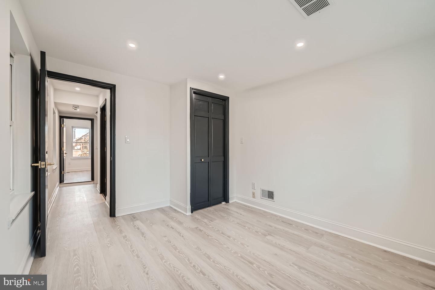 27 Birckhead St Property Photo 16