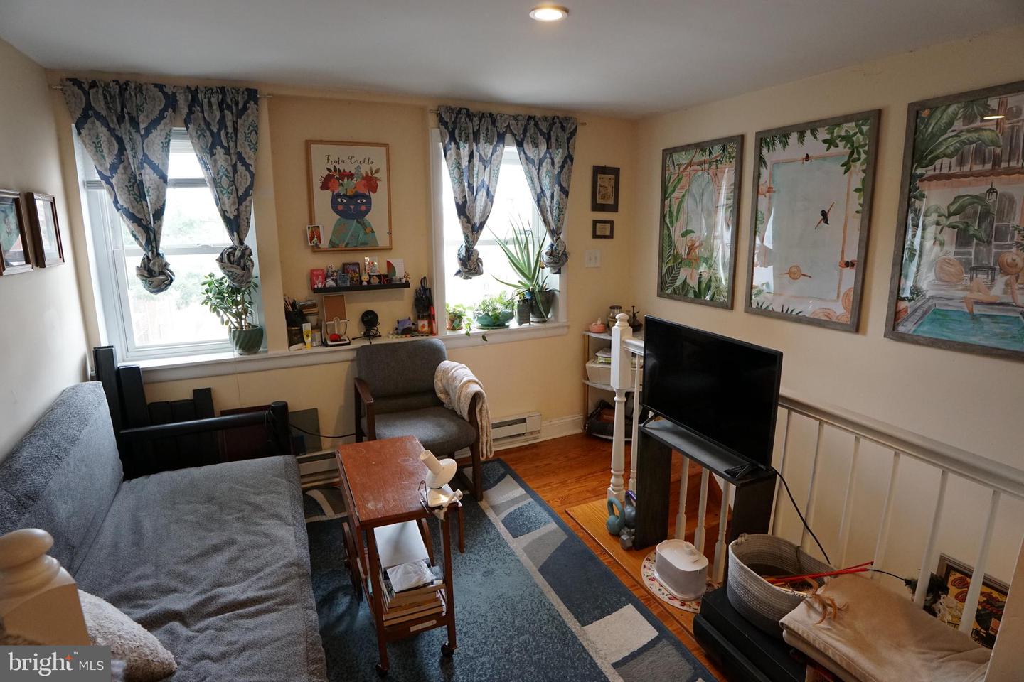 447 Orchard St Property Photo 10