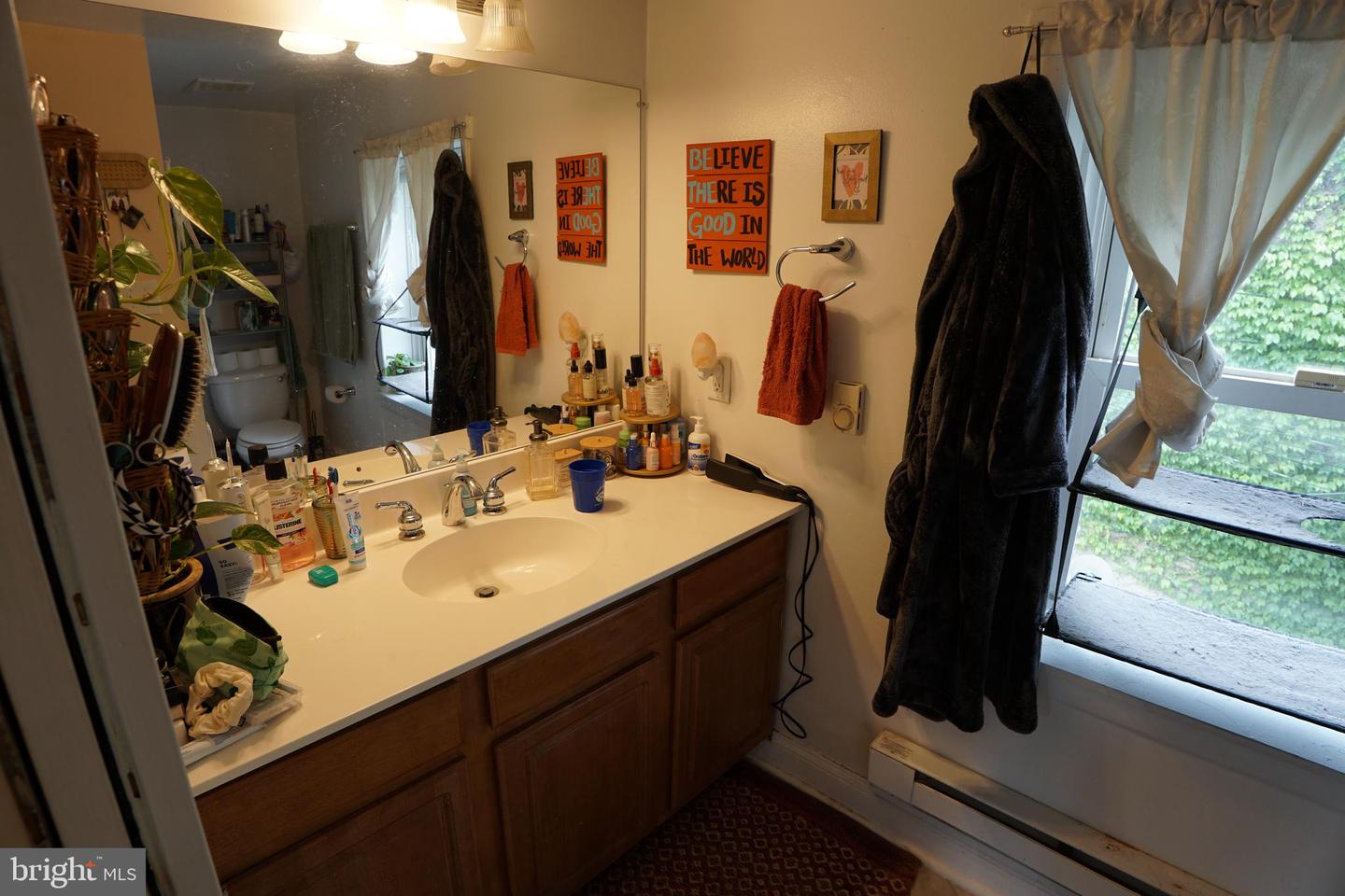 447 Orchard St Property Photo 13