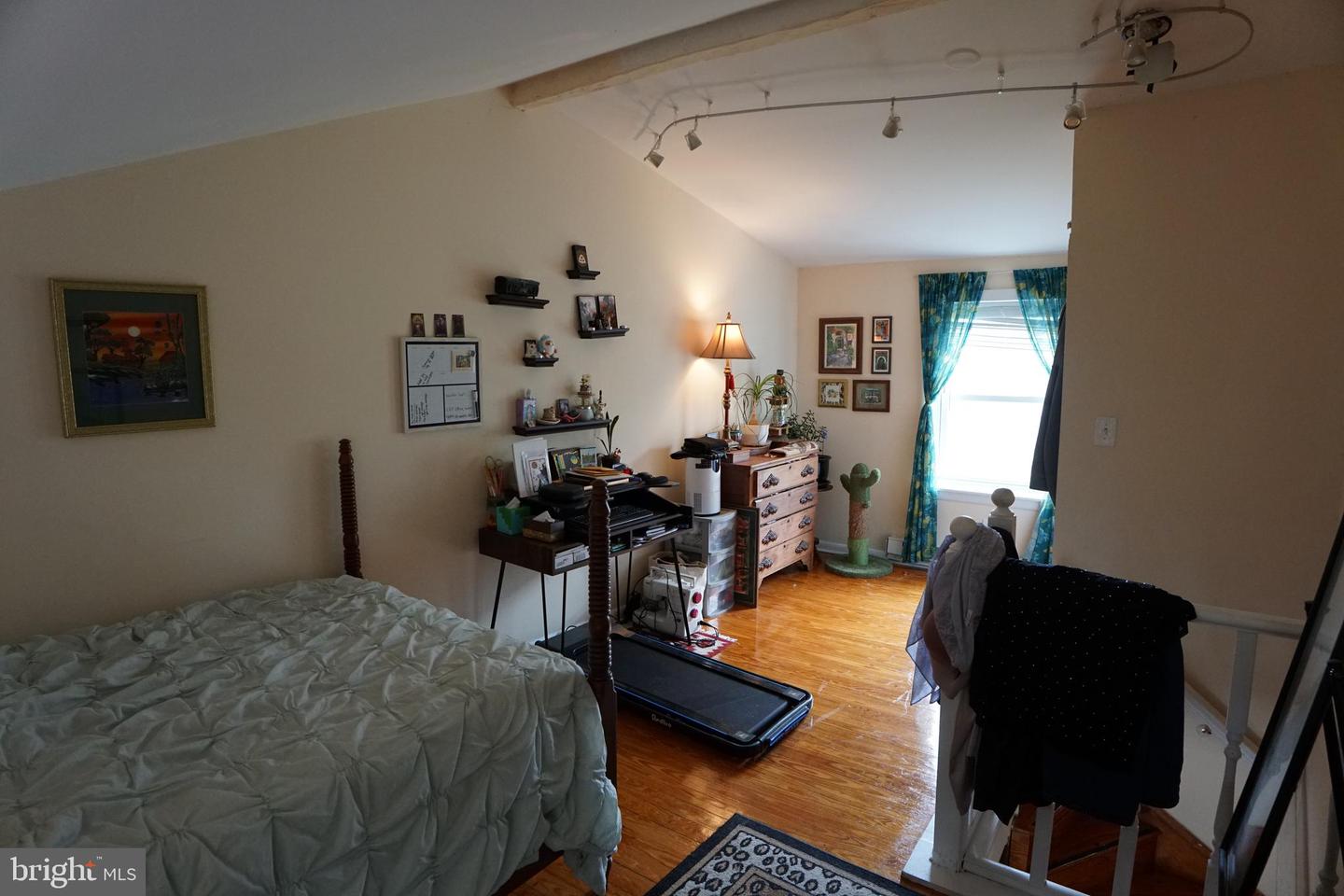 447 Orchard St Property Photo 18