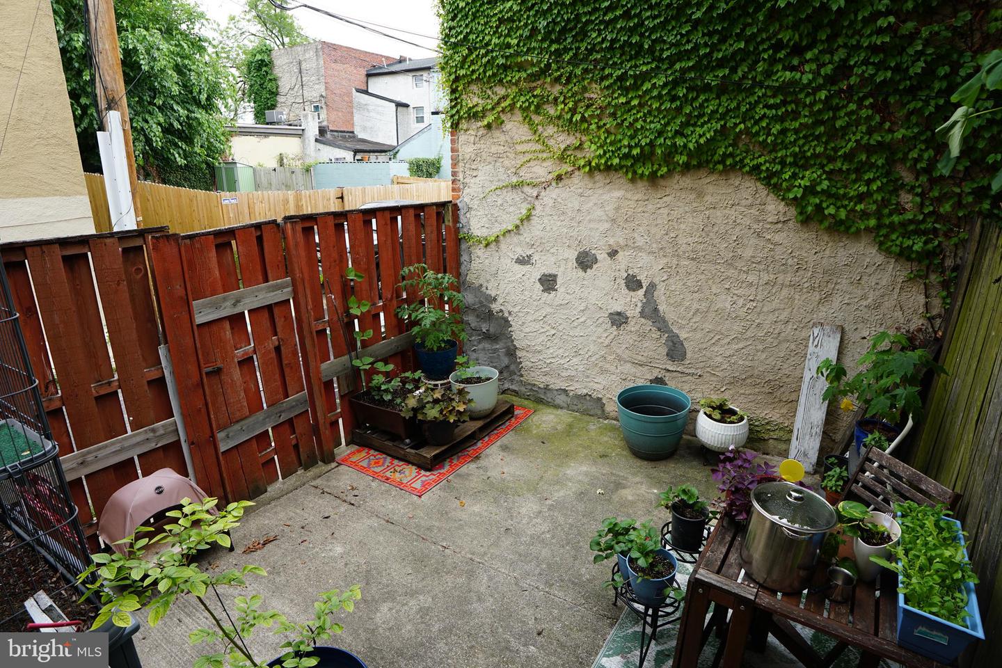 447 Orchard St Property Photo 23