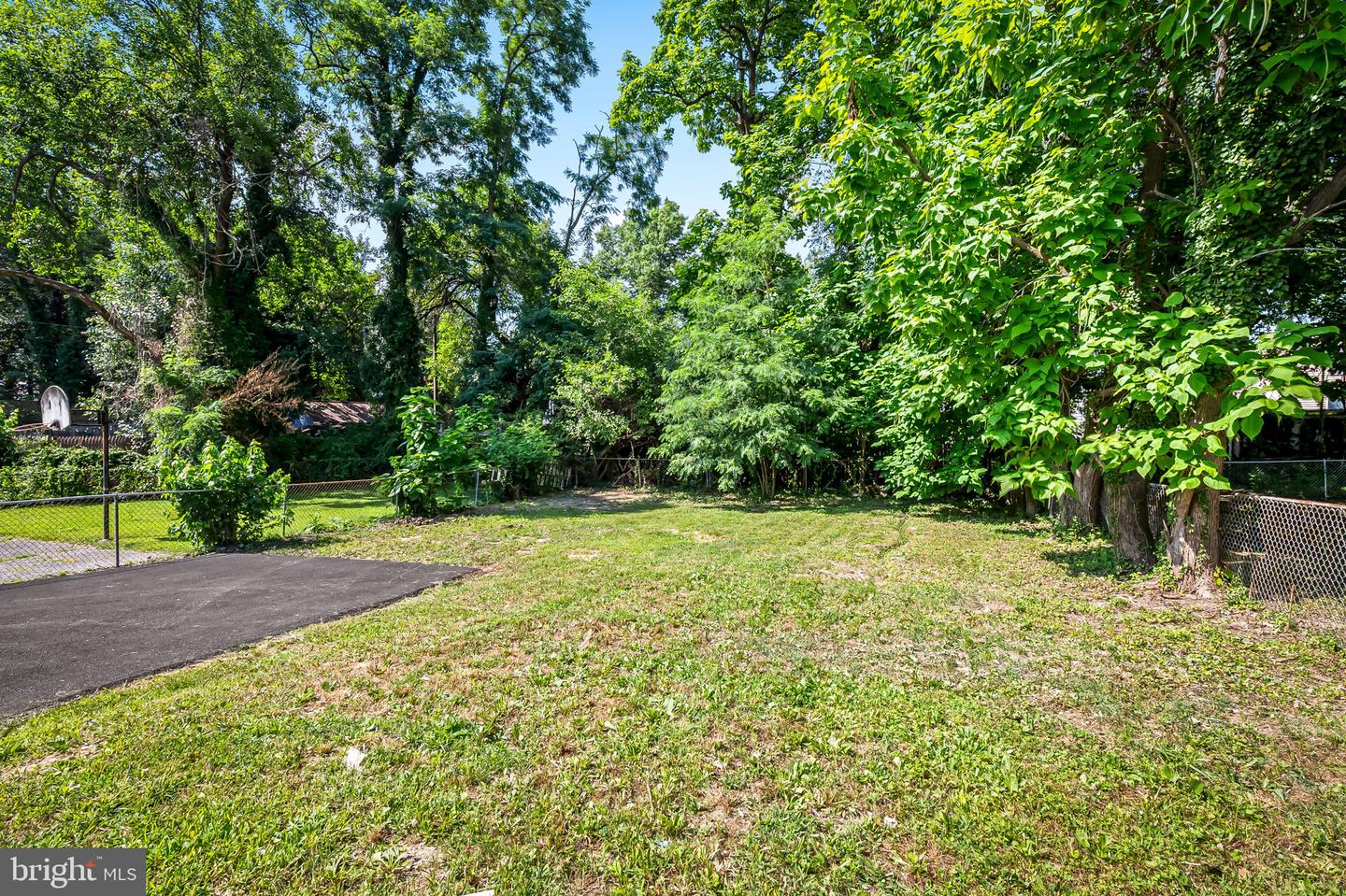 3716 E Northern Pkwy Property Photo 41