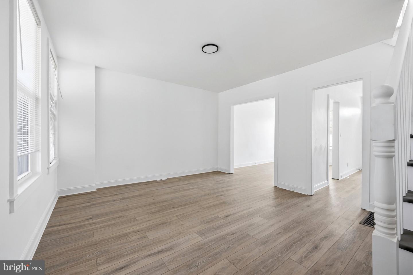 759 Linnard St Property Photo 2