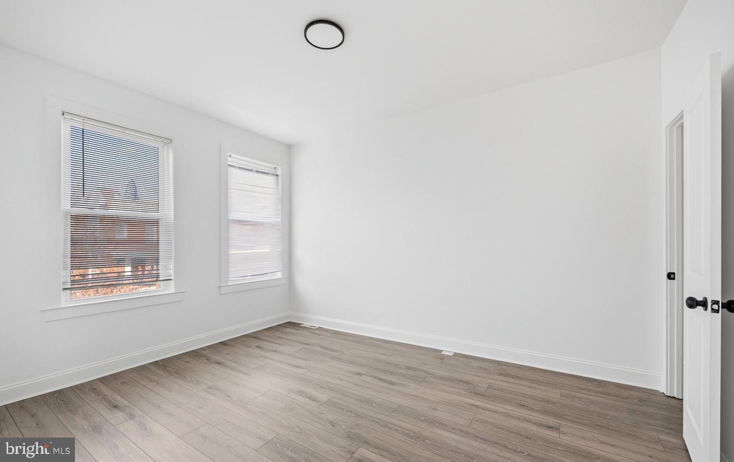 759 Linnard St Property Photo 19