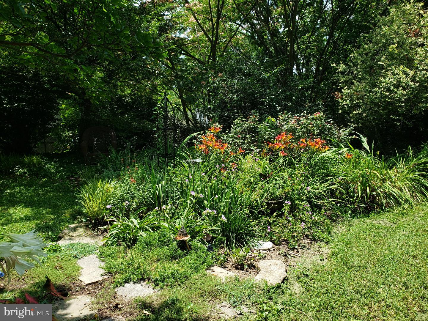 4310 Biddison Ln Property Photo 8