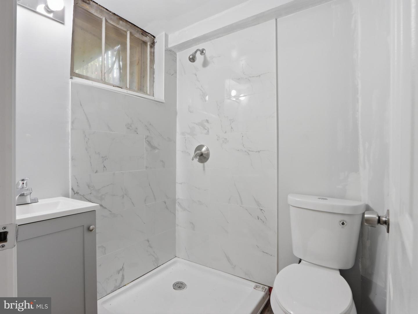 5112 Crosswood Ave Property Photo 16