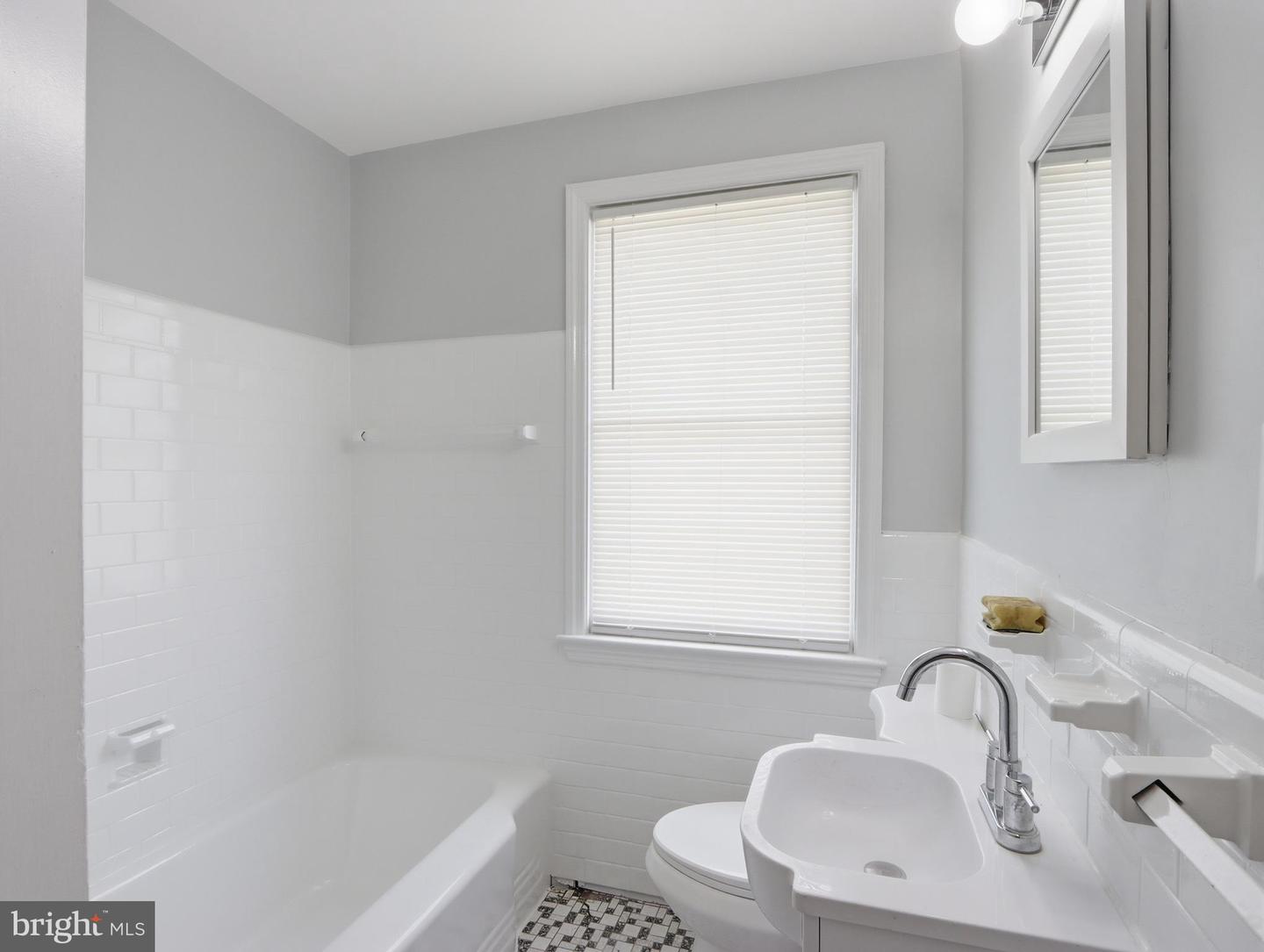 5112 Crosswood Ave Property Photo 22