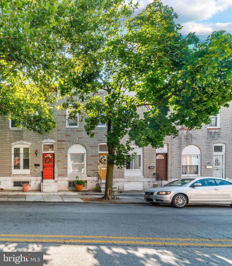 514 N MILTON AVE Property Photo 1