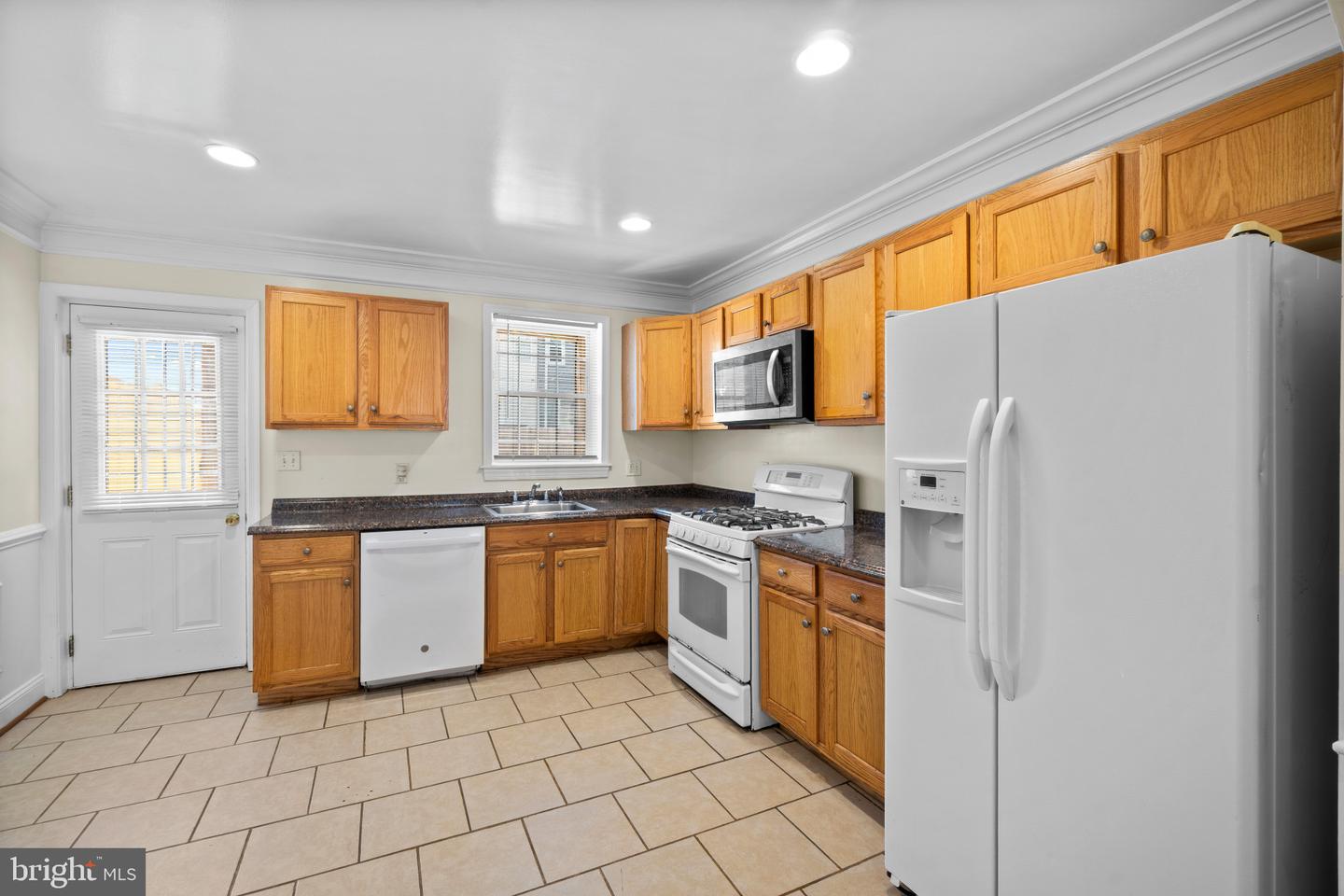 514 N Milton Ave Property Photo 9