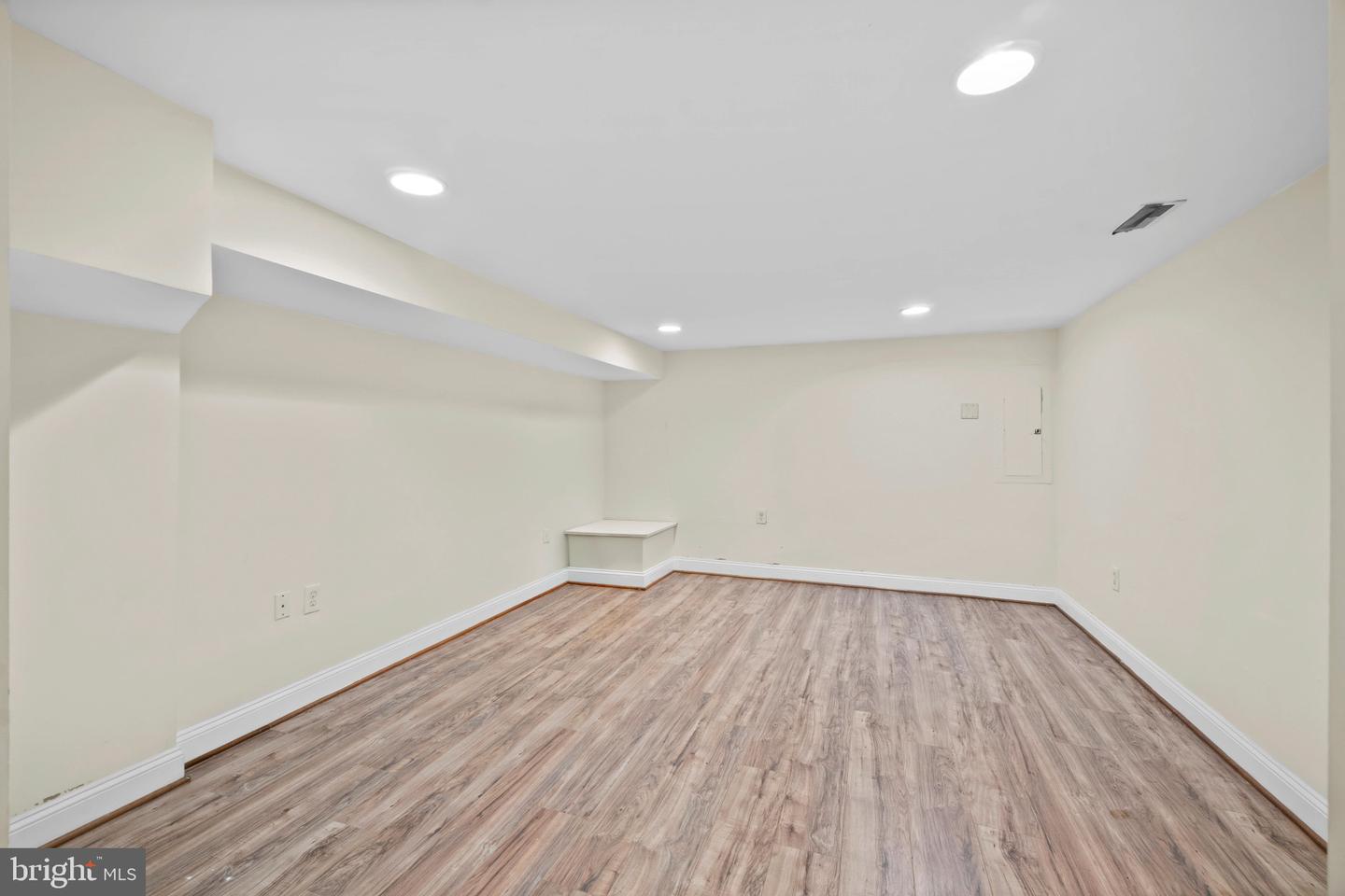 514 N Milton Ave Property Photo 31