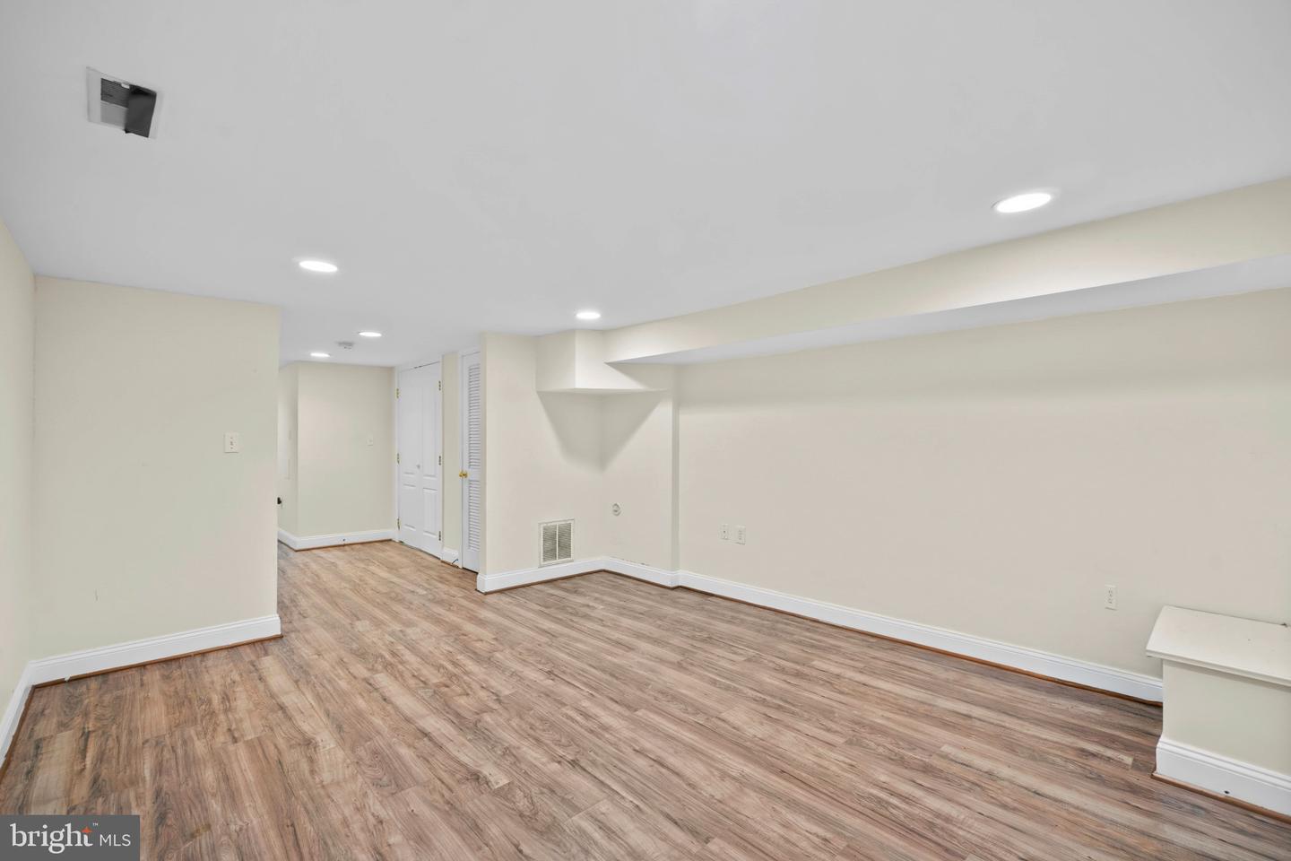 514 N Milton Ave Property Photo 32