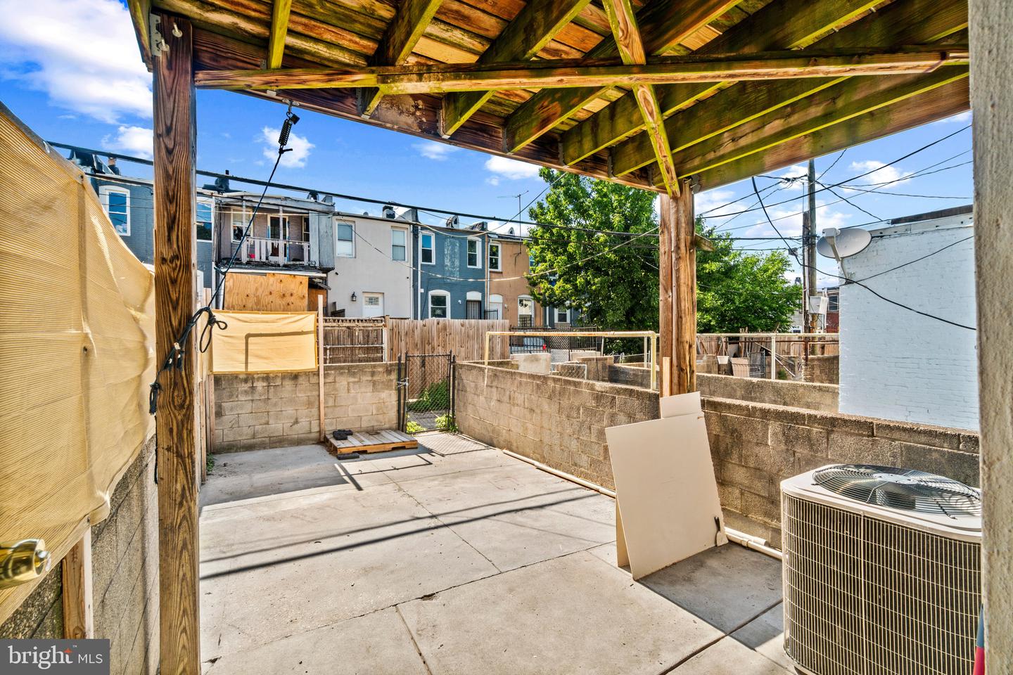 514 N Milton Ave Property Photo 35