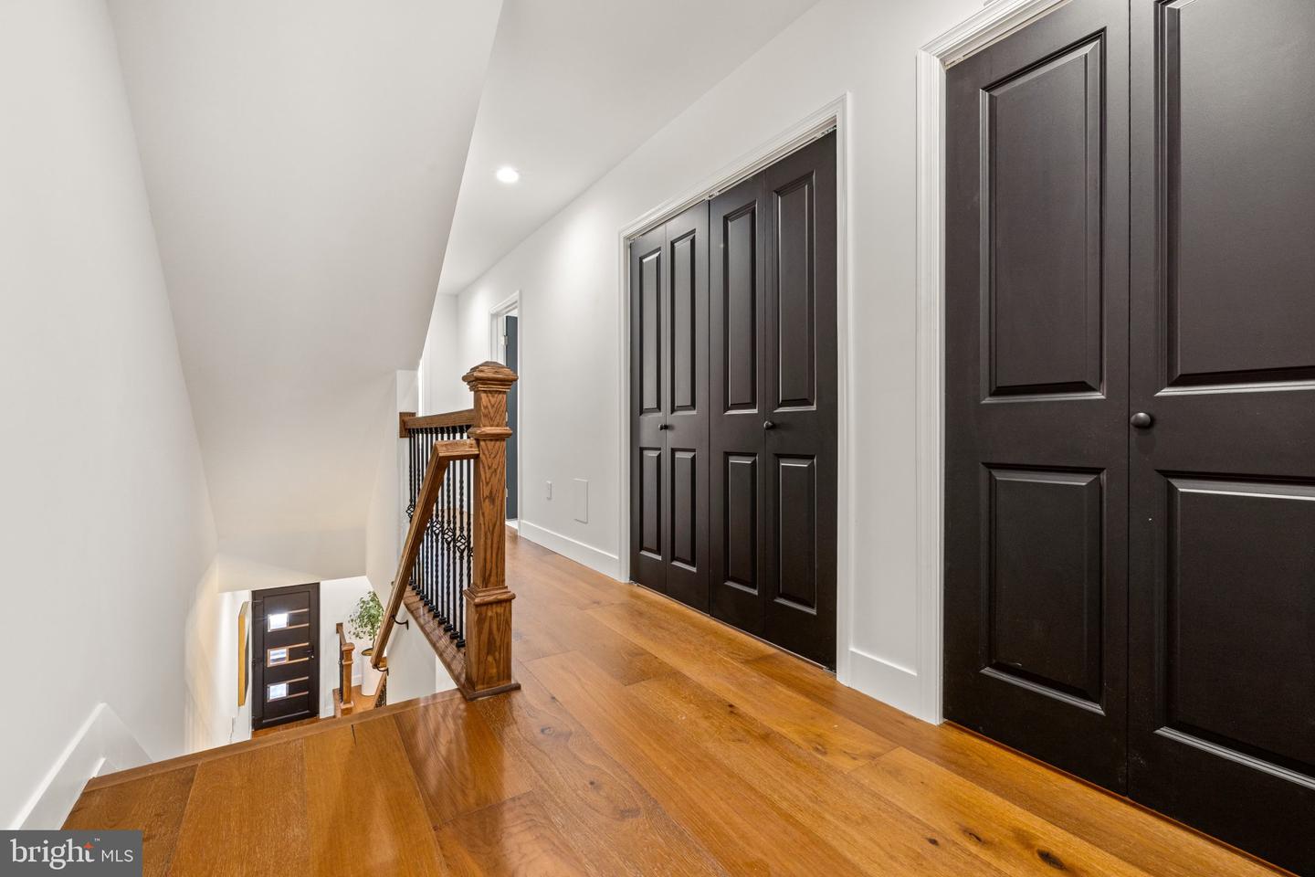 1220 N Eden St Property Photo 16