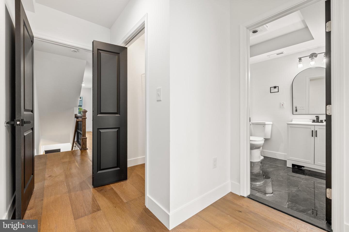 1220 N Eden St Property Photo 19