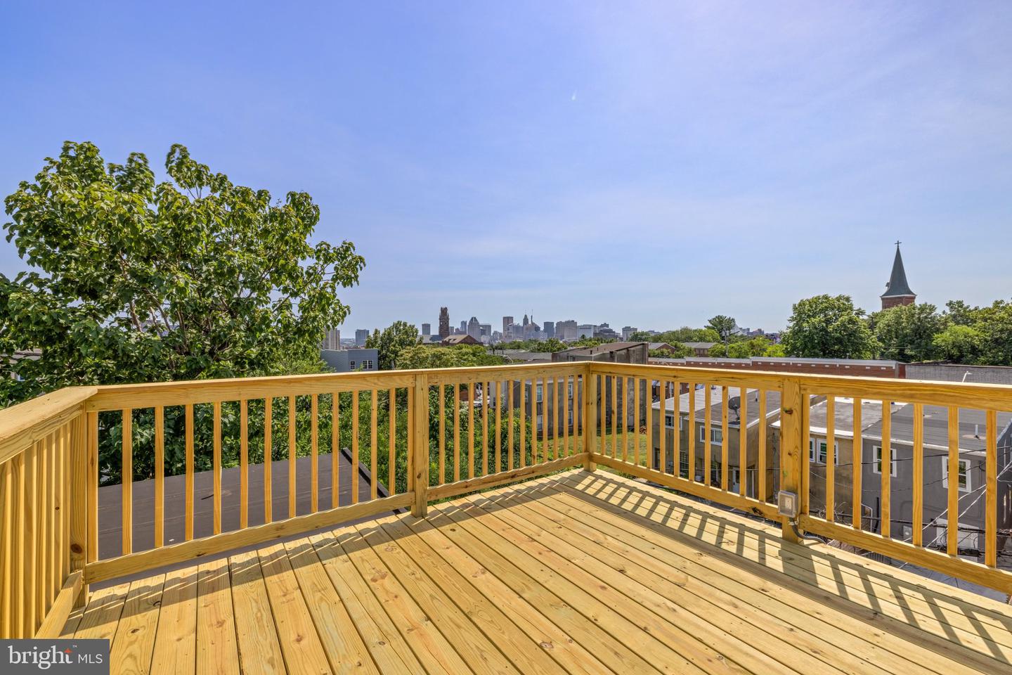 1220 N Eden St Property Photo 41