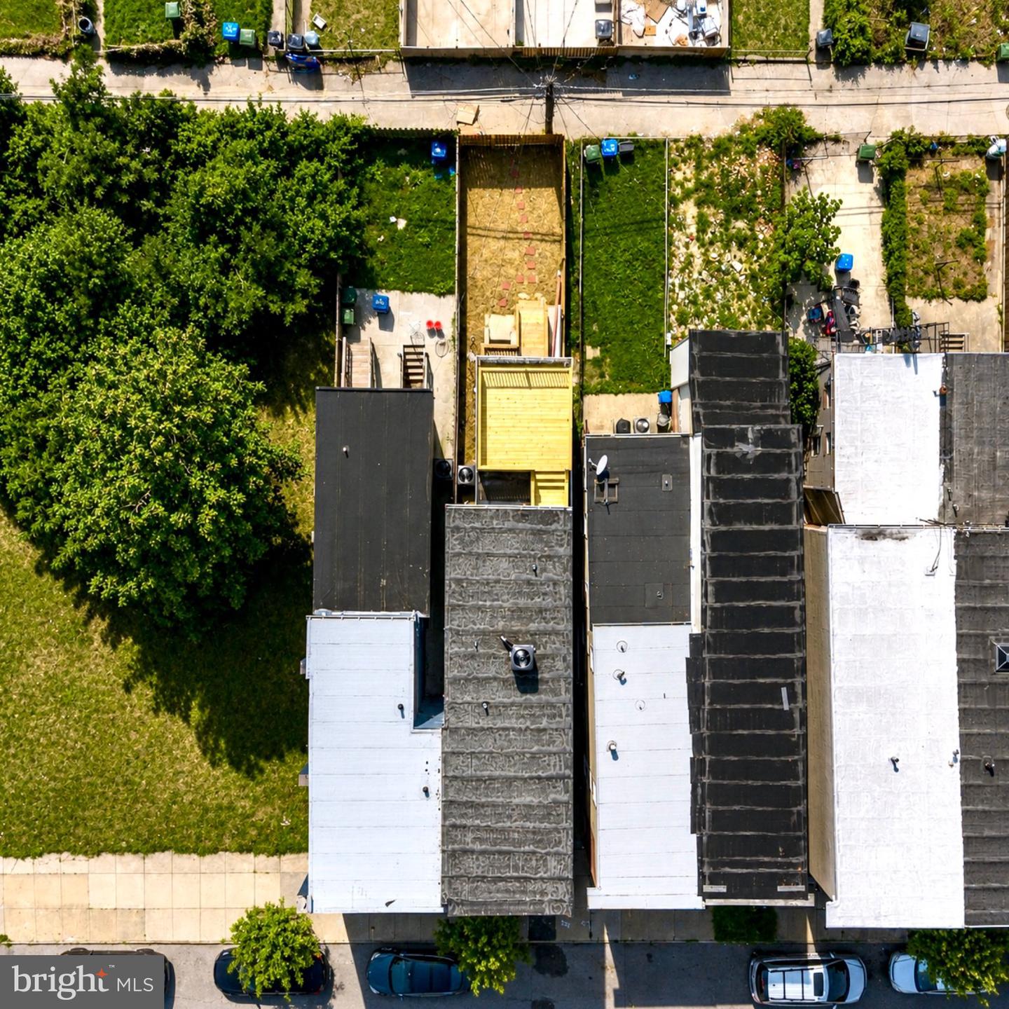 1220 N Eden St Property Photo 61
