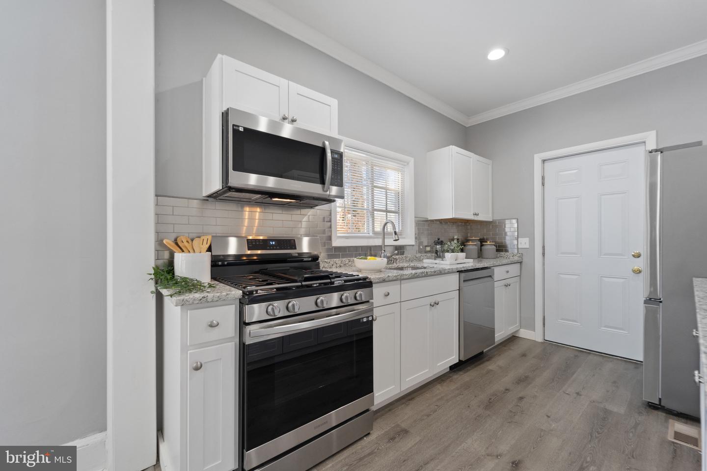 2808 Chelsea Ter Property Photo 7