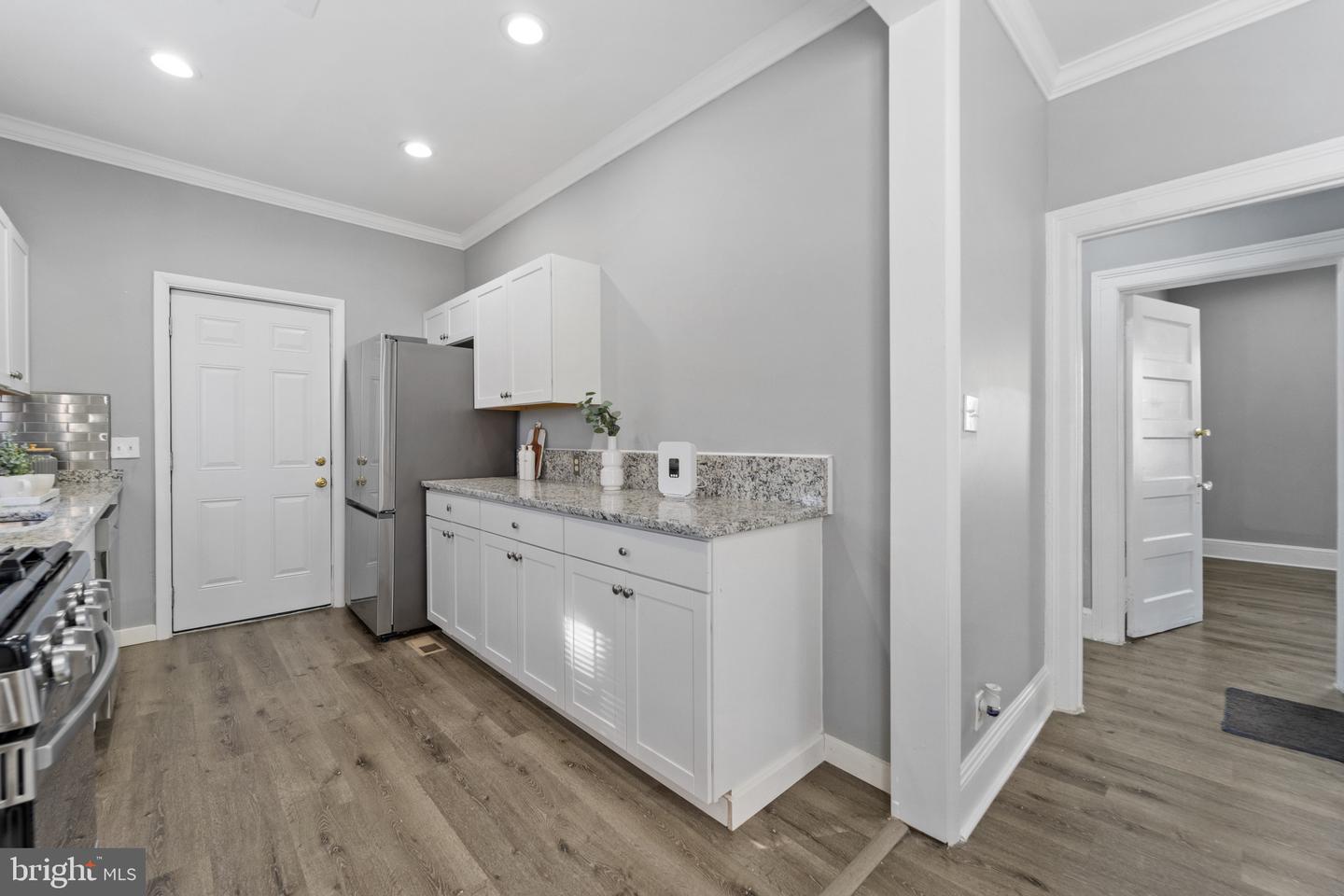 2808 Chelsea Ter Property Photo 8