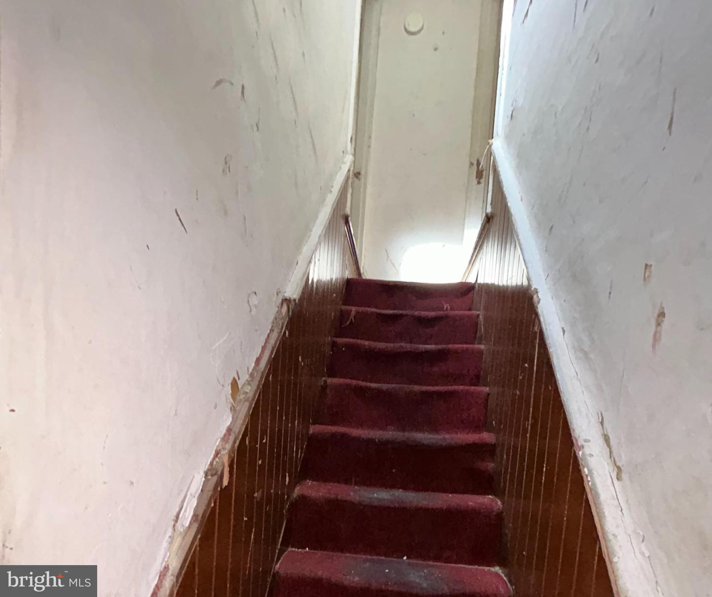 2123 W Lexington St Property Photo 12