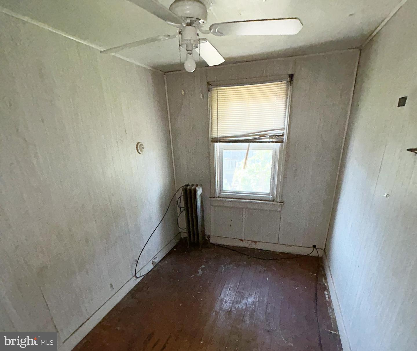 2123 W Lexington St Property Photo 13