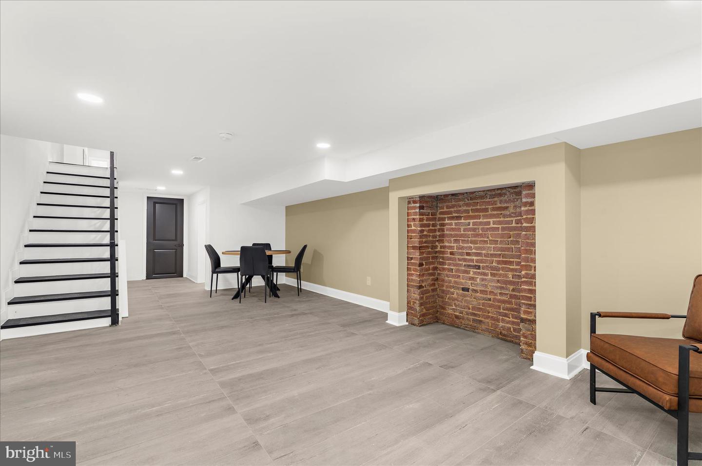 2321 Madison Ave Property Photo 35