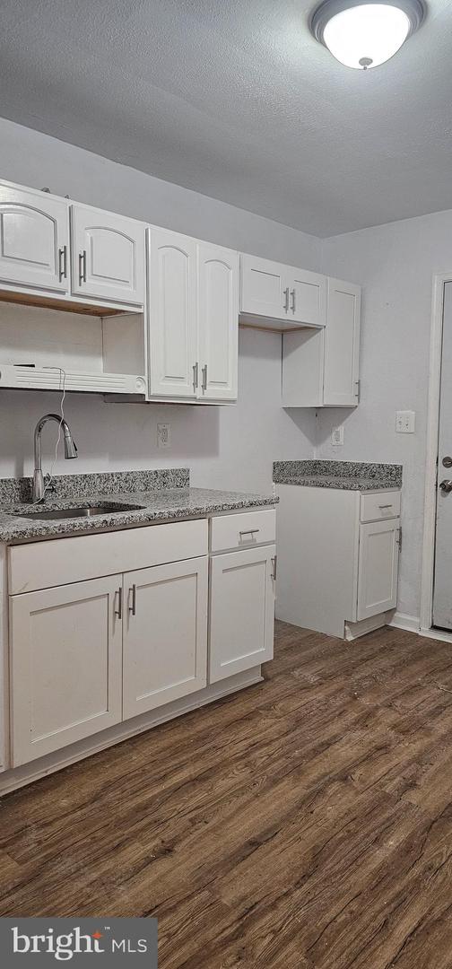 1406 Filbert St Property Photo 1