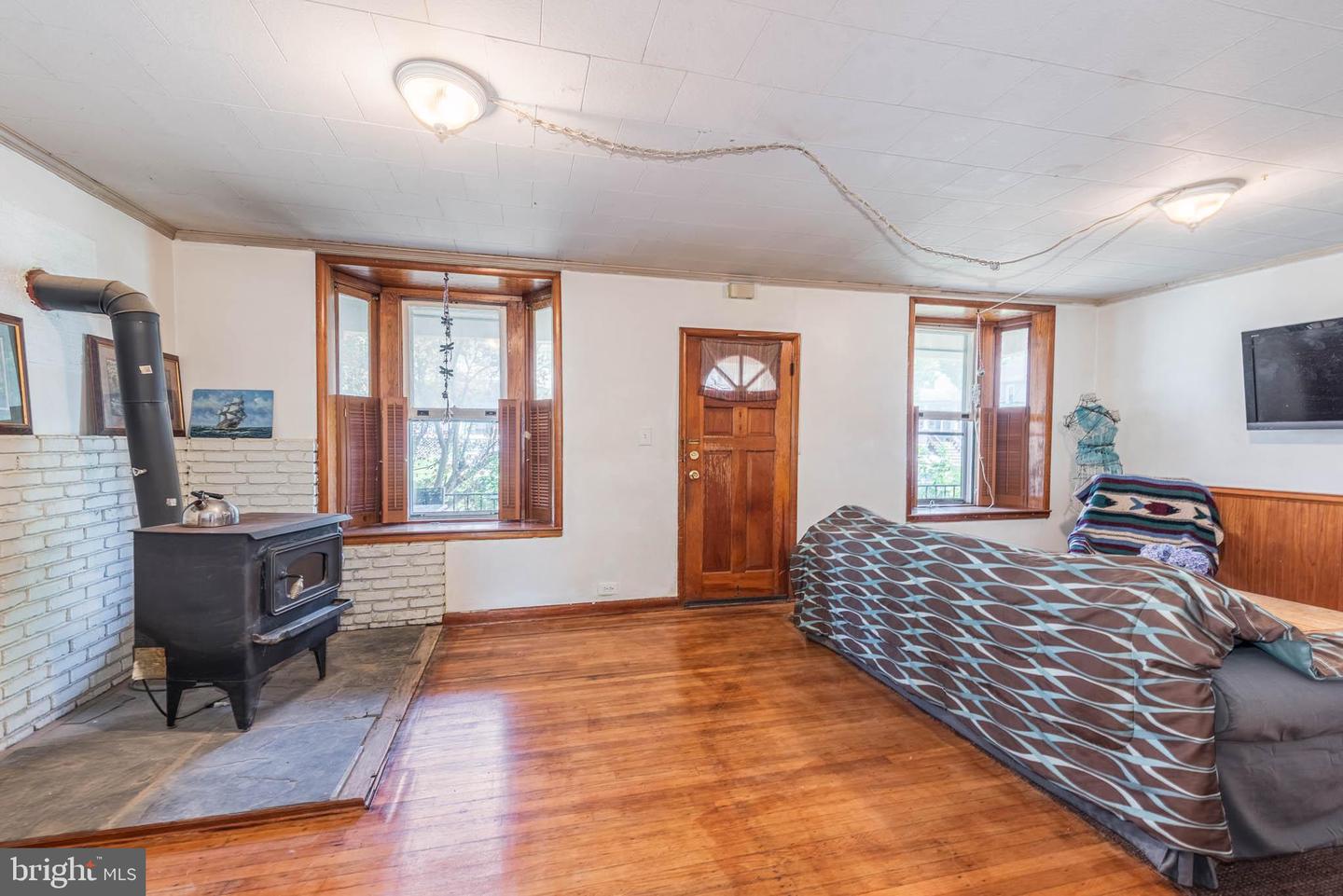 5111 Ardmore Way Property Photo 6