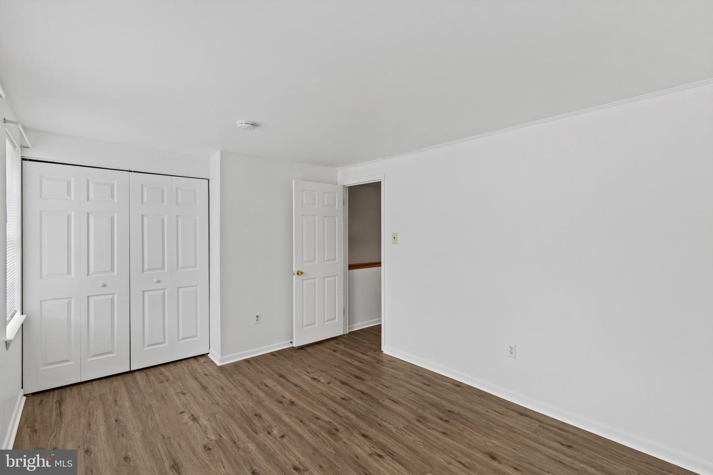 1225 E Chase St Property Photo 18