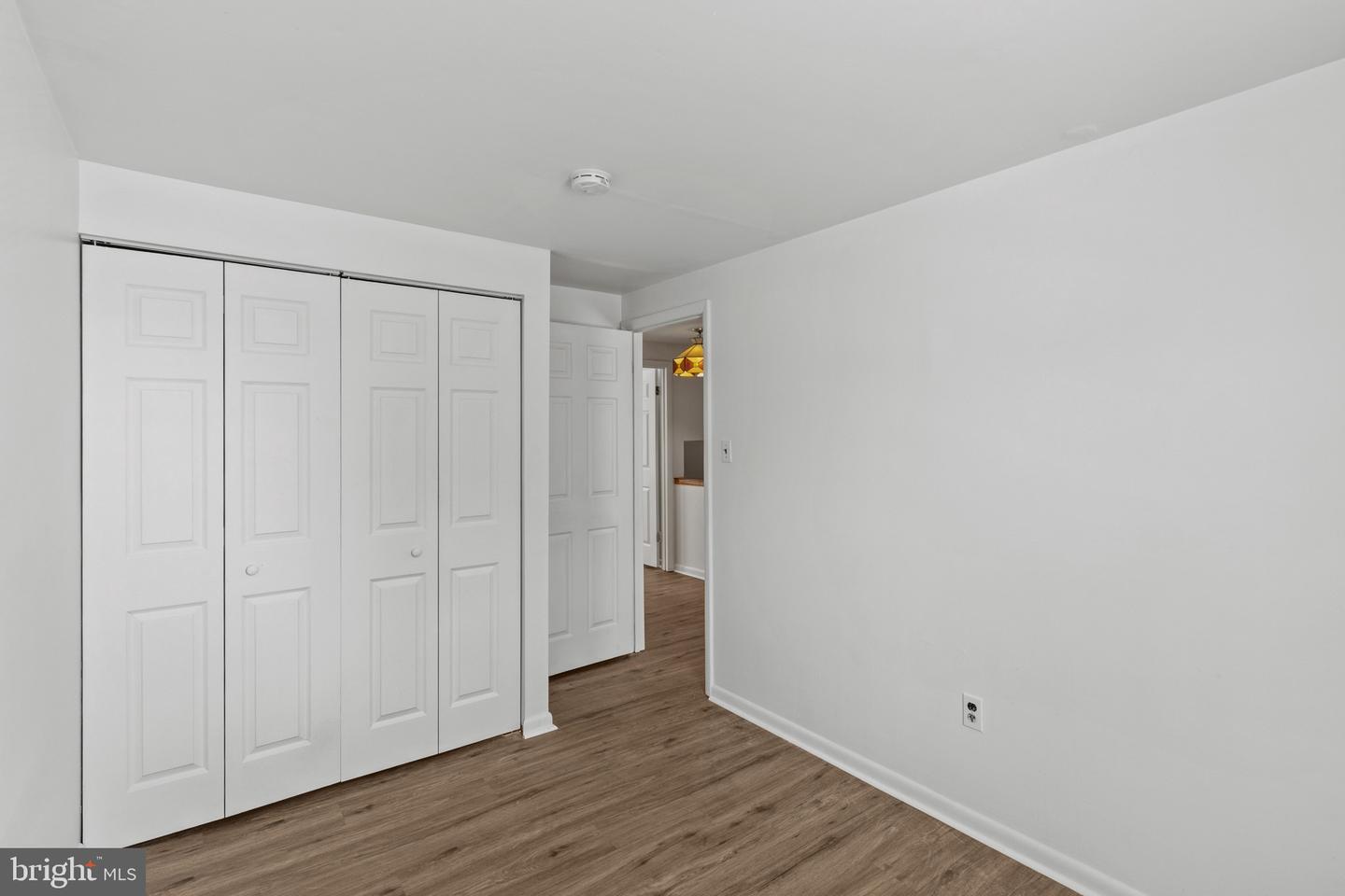 1225 E Chase St Property Photo 22
