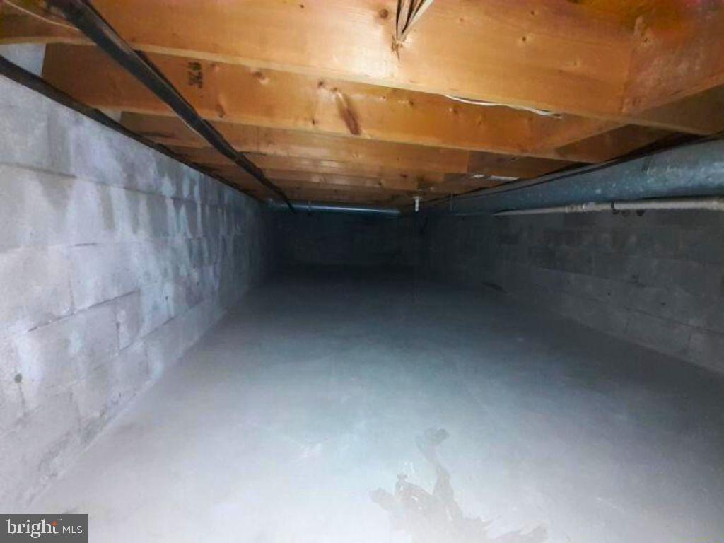 1533 Argyle Ave Property Photo 12
