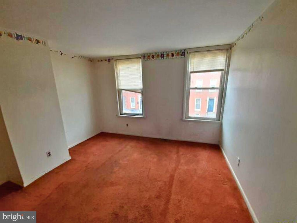 1533 Argyle Ave Property Photo 17