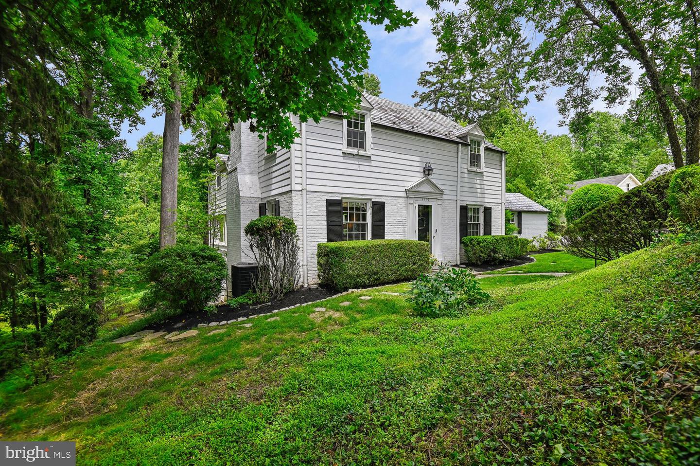 1110 Bryn Mawr Rd Property Photo 6