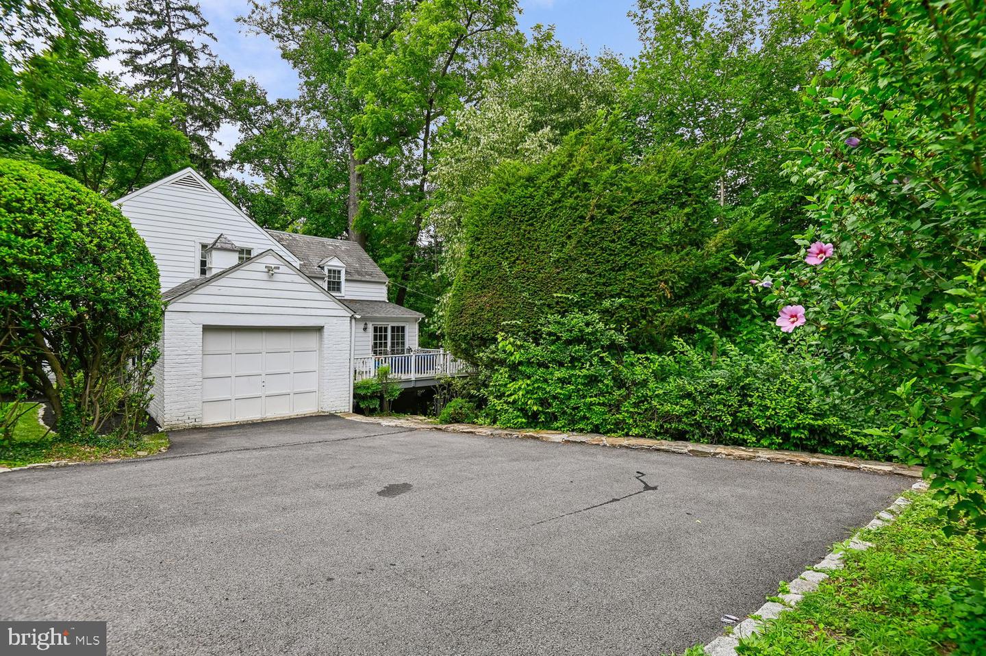 1110 Bryn Mawr Rd Property Photo 7
