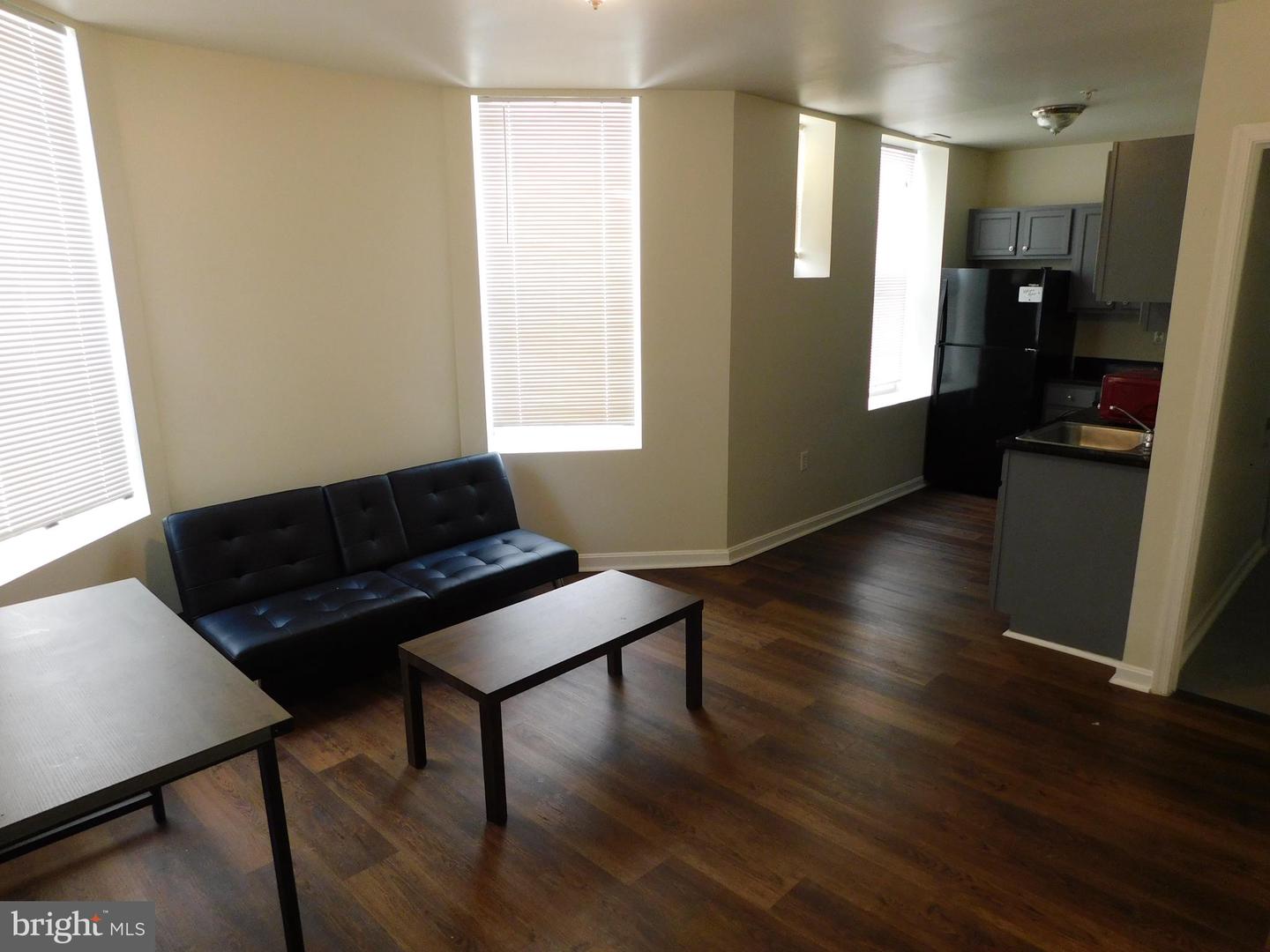 2427 Lakeview Ave #1d Property Photo 8