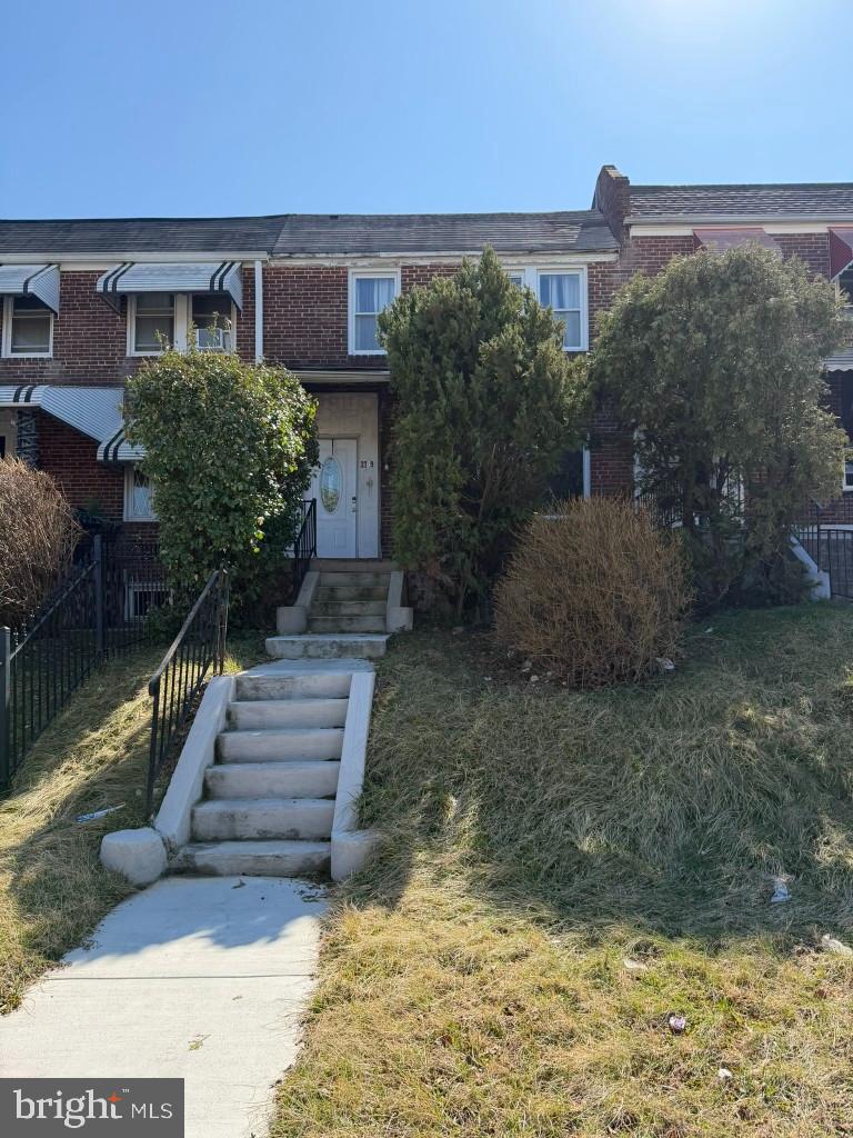2709 E Federal St Property Photo 1