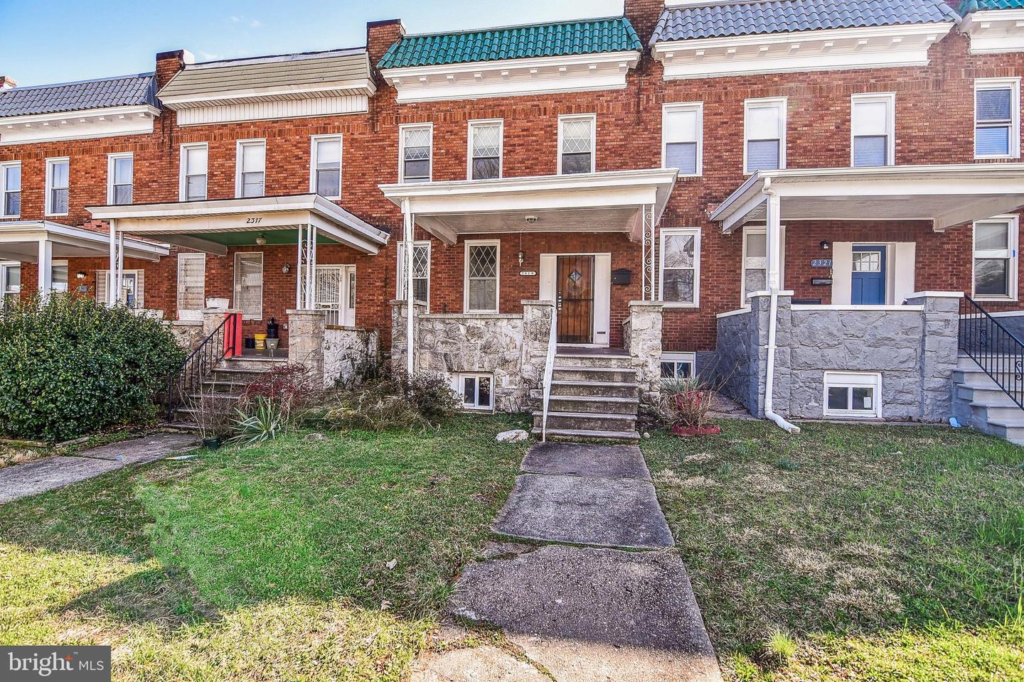 2319 W Lafayette Ave Property Photo 2