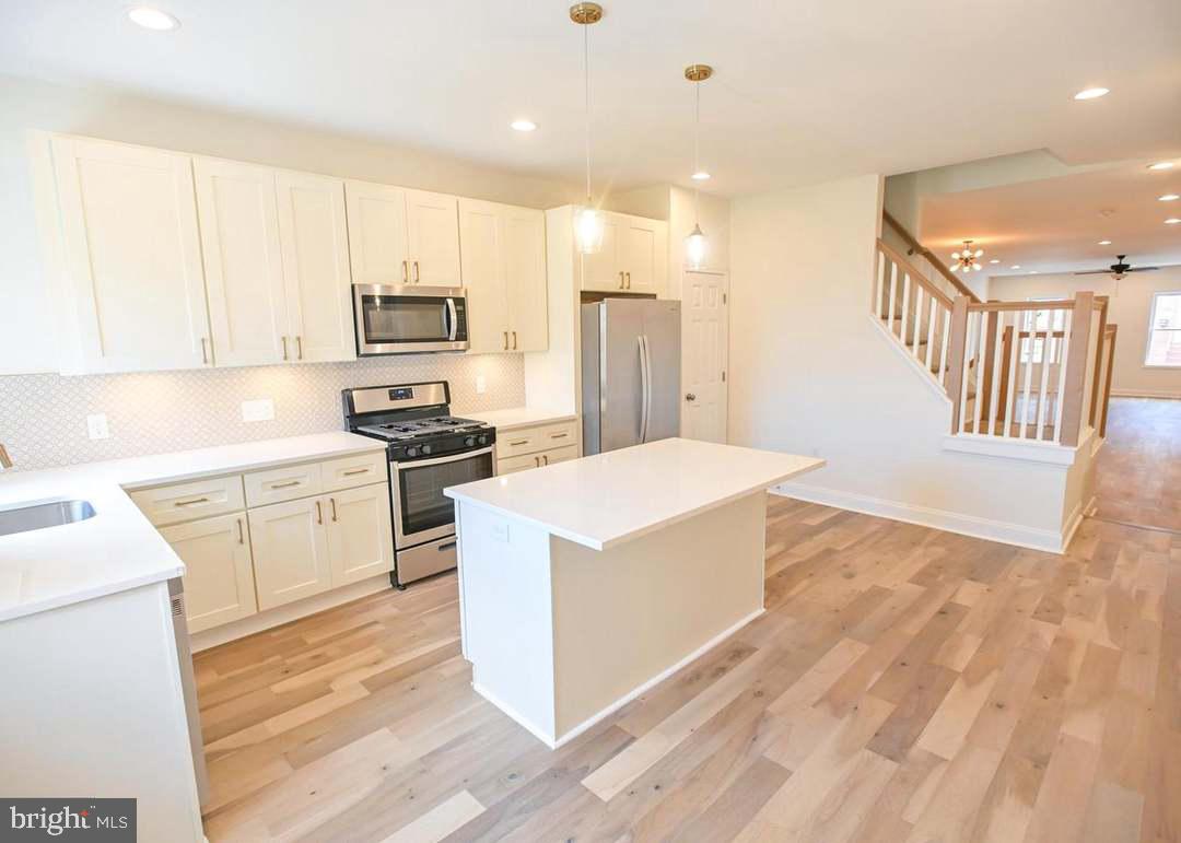 1227 Washington Blvd Property Photo 1