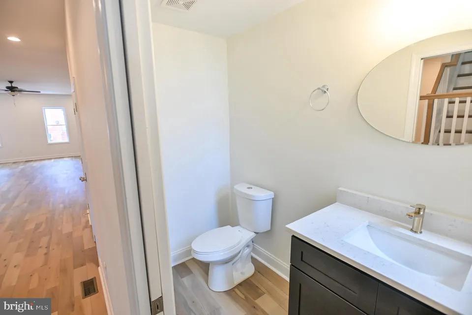 1227 Washington Blvd Property Photo 8