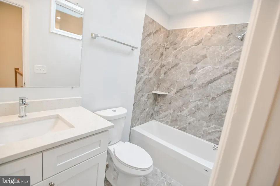 1227 Washington Blvd Property Photo 22