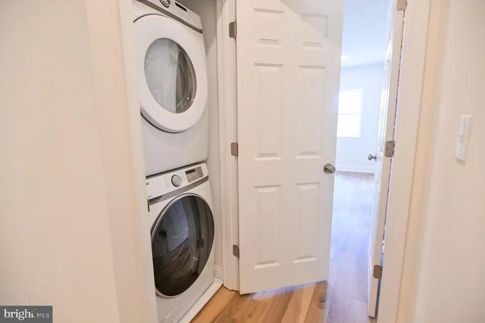 1227 Washington Blvd Property Photo 24