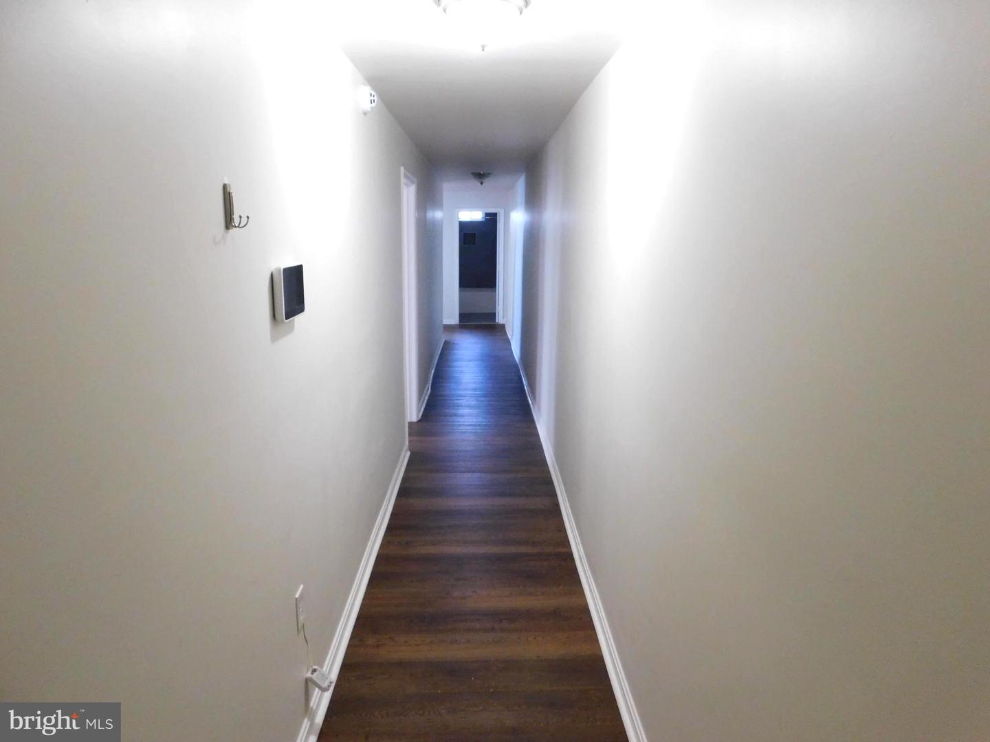 2427 Lakeview Ave #2c Property Photo 3