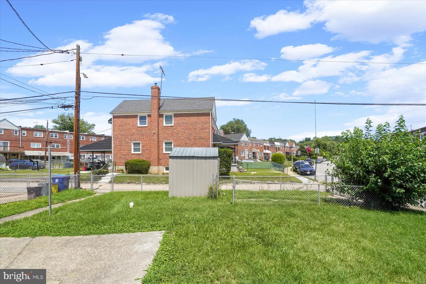 4728 Parkside Dr Property Photo 34