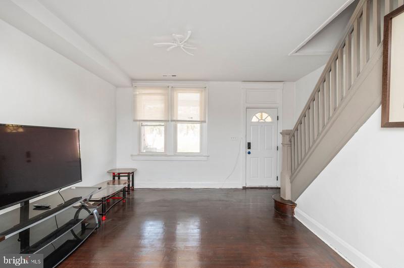 2627 Cecil Ave Property Photo 5