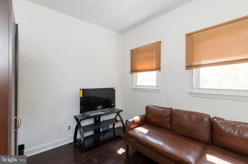 2627 Cecil Ave Property Photo 22