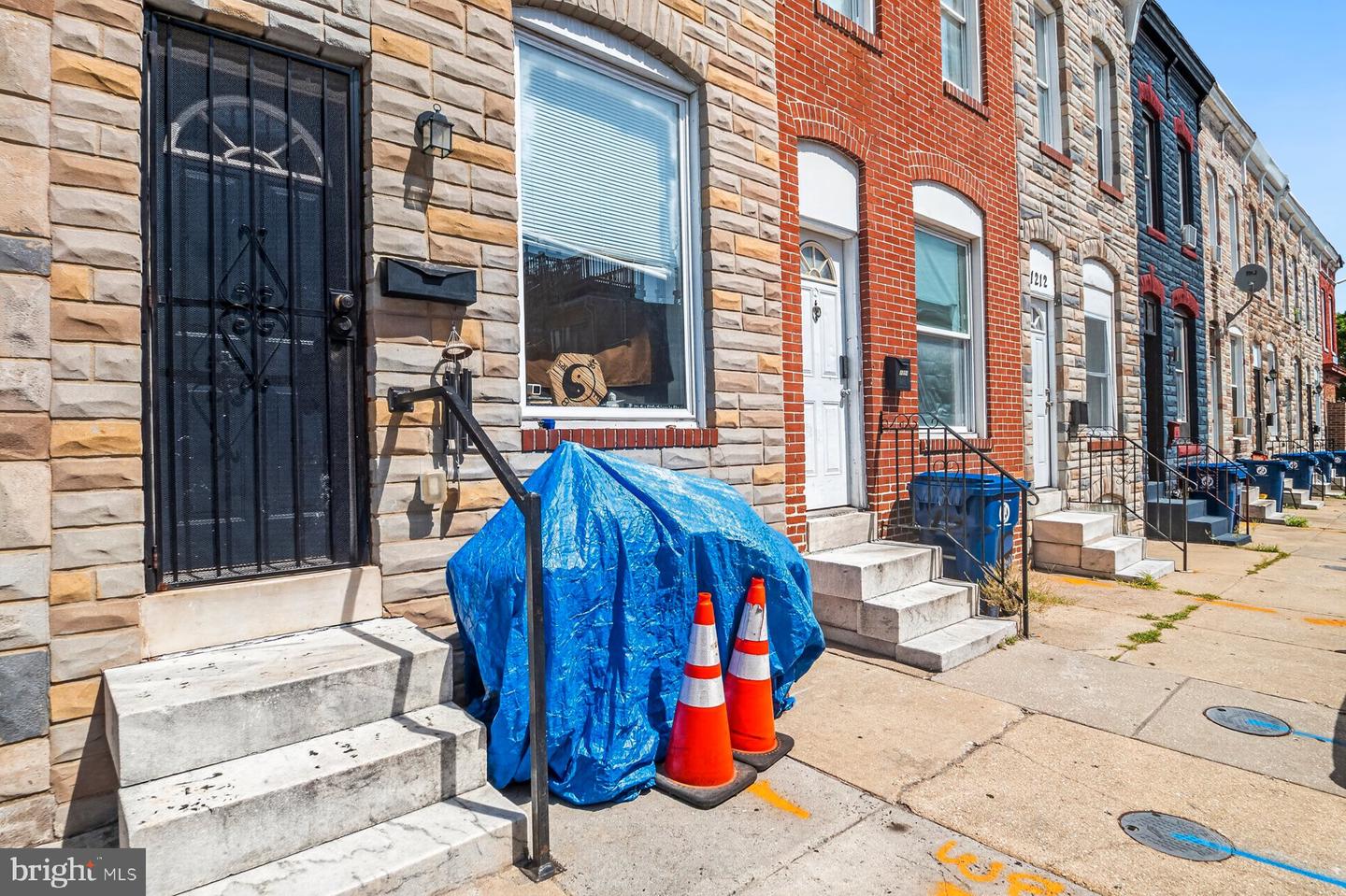 1216 Sargeant St Property Photo 3