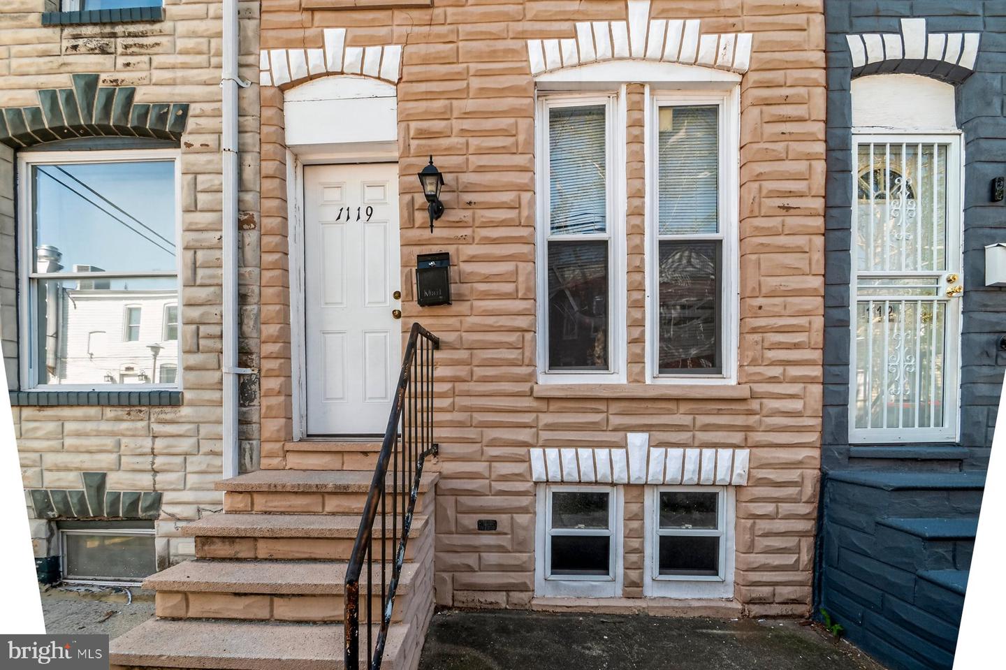1119 Cleveland St Property Photo 3