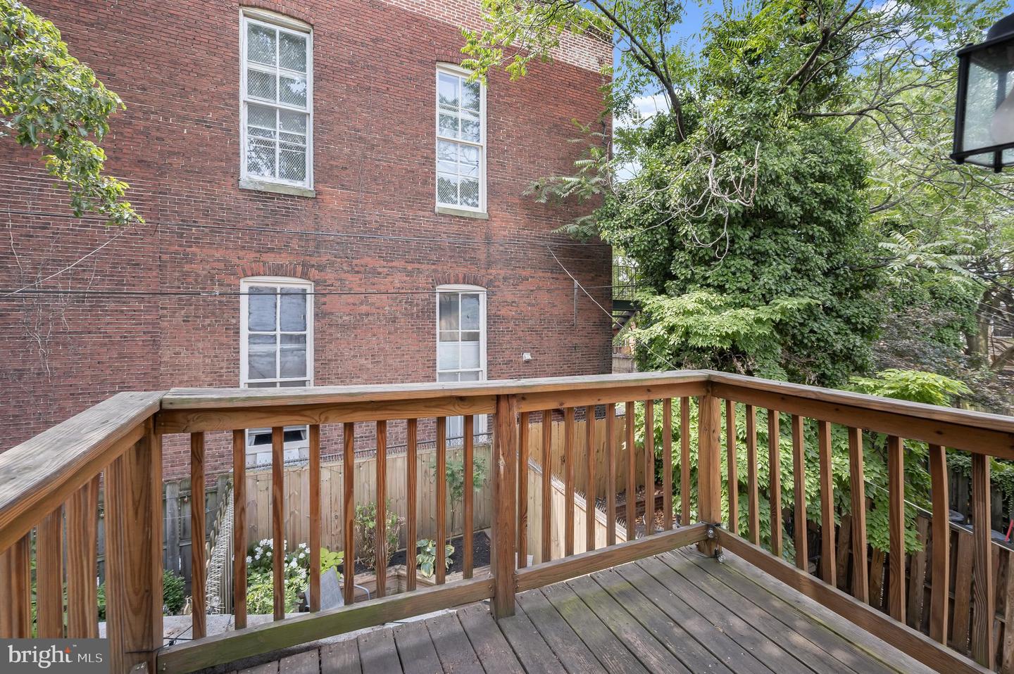 33 E Hamburg St Property Photo 30