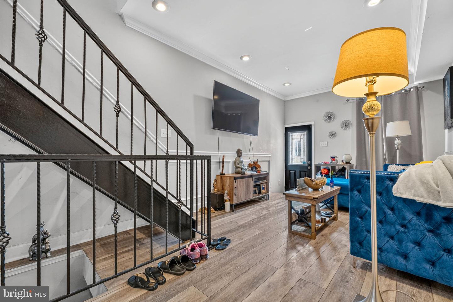 1309 W Ostend St Property Photo 7