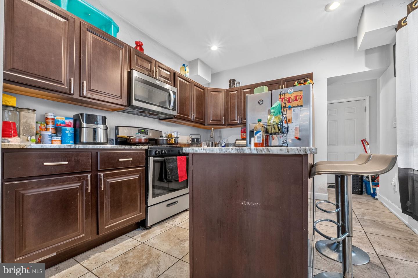 1309 W Ostend St Property Photo 8