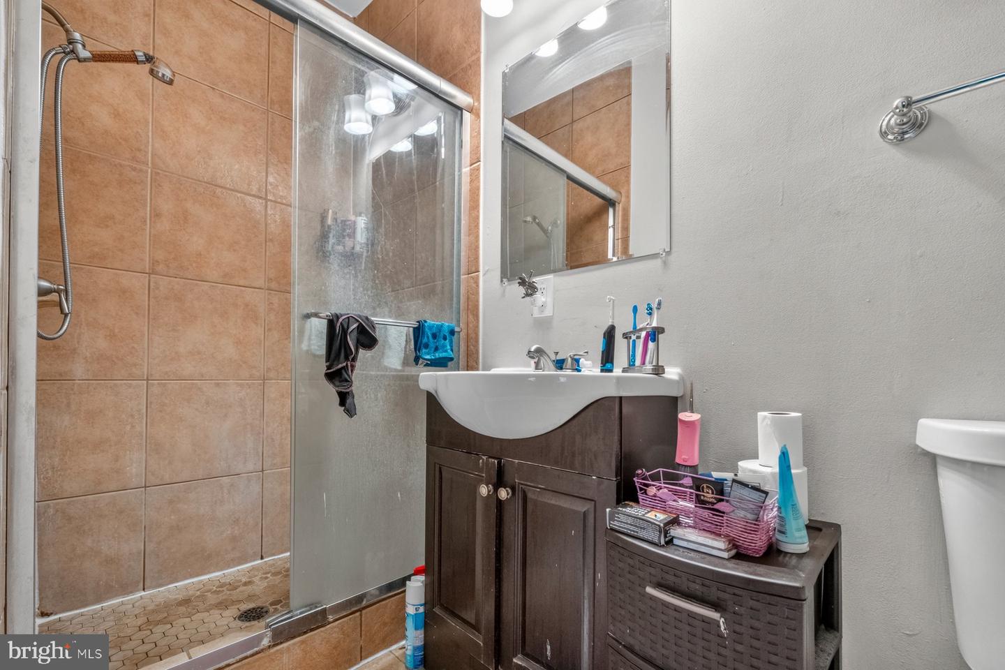 1309 W Ostend St Property Photo 15